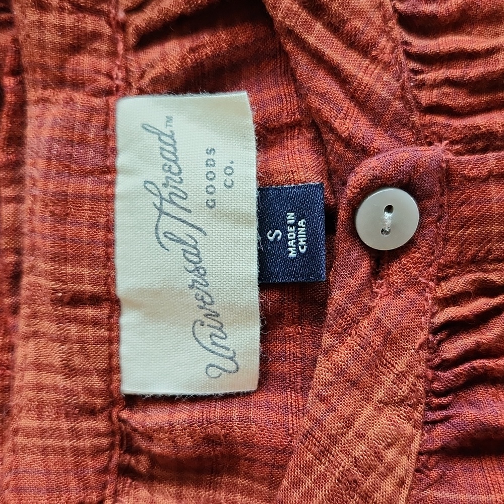 Ladies Button Down Shirt, Pretty Rusty Plaid, Universal Thread, Size Small - Picture 2 of 7
